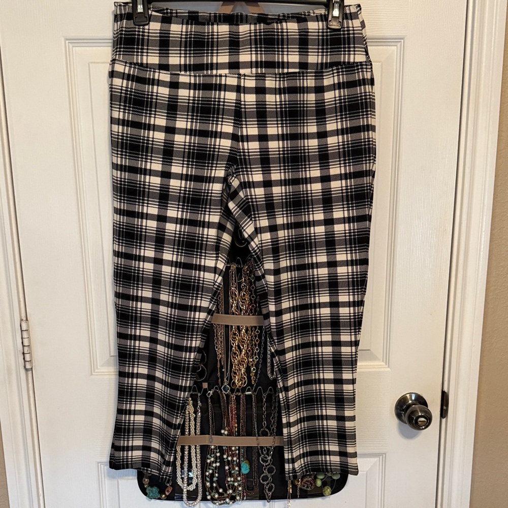 Multiples Slim-Sation Black and White Checkered ankle Pants. Size XL